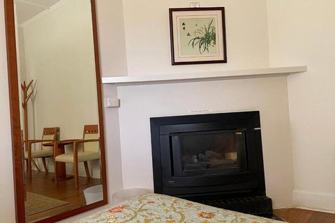 Lambert Estate Retreat - Whitsundays Accommodation 2