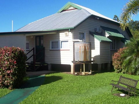 Tramway Motel - Whitsundays Accommodation 1