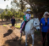 Misty Valley Country Cottages - Whitsundays Accommodation