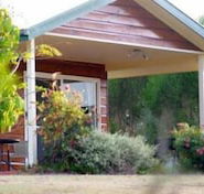 Amamoor Homestead BB and Country Cottages - Whitsundays Accommodation