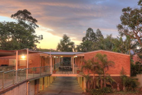 Bent Street Motor Inn - Whitsundays Accommodation 2