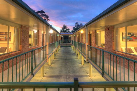 Bent Street Motor Inn - Whitsundays Accommodation 4