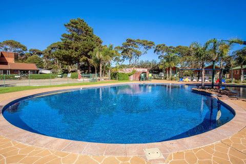 BIG4 Moruya Heads Easts Dolphin Beach Holiday Park - Whitsundays Accommodation 5