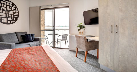 Limani Port Lincoln - Whitsundays Accommodation 3