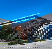Gibraltar Hotel Bowral - Whitsundays Accommodation