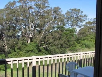Lookout Holiday Units - Whitsundays Accommodation 2