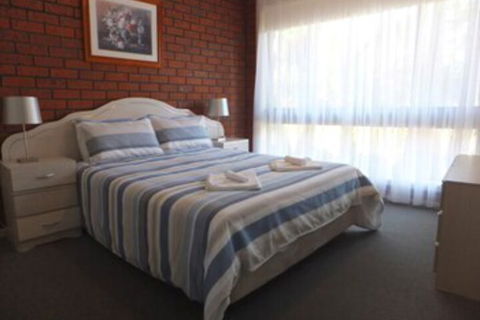 Paradise Holiday Apartments - Whitsundays Accommodation 0