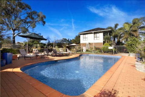 Paradise Holiday Apartments - Whitsundays Accommodation 2