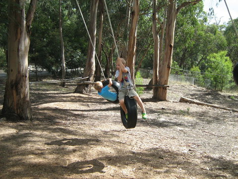 Lorne Bush House Cottages & Eco Retreats - Whitsundays Accommodation 2