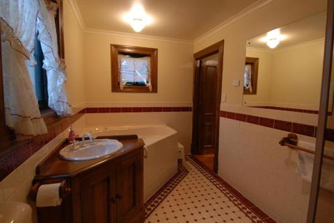 The Dove Cote - Whitsundays Accommodation 2