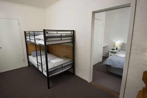 Enzian Hotel - Mt Buller - Whitsundays Accommodation 3