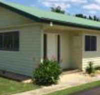 Pinestumps Holiday Home - Whitsundays Accommodation