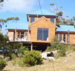 The Tree House - Whitsundays Accommodation