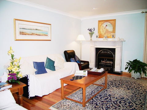 Lavender House B&B - Whitsundays Accommodation 3