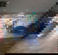 Lake Haven Motor Inn  Palms Restaurant - Whitsundays Accommodation