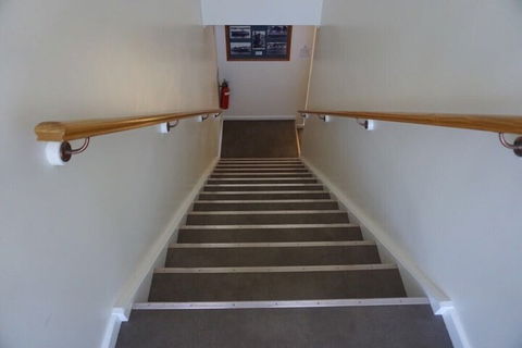 Lakeview Motor Inn - Whitsundays Accommodation 4