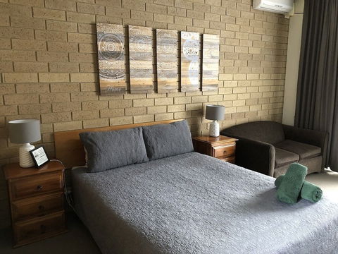 Moe Motor Inn - Whitsundays Accommodation 5
