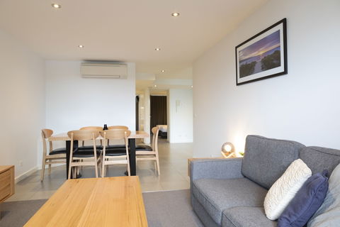 The Dolphin Apartments - Whitsundays Accommodation 5