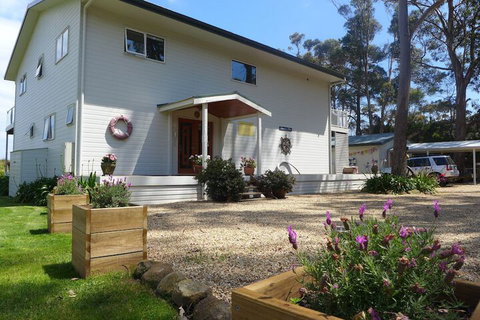 Harpers On The Beach - Whitsundays Accommodation 1