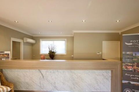 Potters Apartments - Whitsundays Accommodation 0