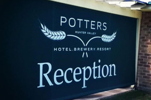Potters Apartments - Whitsundays Accommodation 1