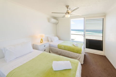 Berkeley On The Beach - Whitsundays Accommodation 4