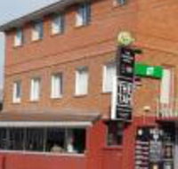 The Waratah Hotel - Whitsundays Accommodation