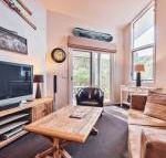 Lhotsky Apartments - Whitsundays Accommodation