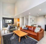 Snow Stream Apartments - Whitsundays Accommodation