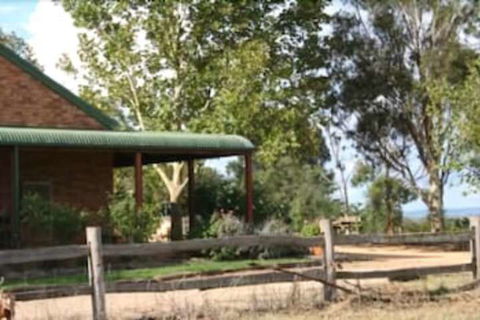 The Vineyard Motel - Whitsundays Accommodation 0