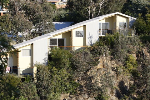 Tathra Beach House Apartments - Whitsundays Accommodation 4