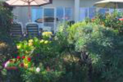 Inlet Views Holiday Lodge Motel - Whitsundays Accommodation 0