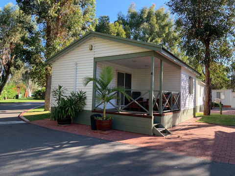 Mandurah Caravan & Tourist Park - Whitsundays Accommodation 2