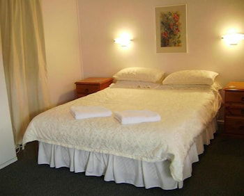 River Park Motor Inn - Whitsundays Accommodation 6