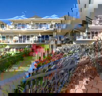 Yamba Beach Motel - Whitsundays Accommodation