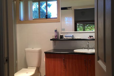 Ophir Gold Bed & Breakfast - Whitsundays Accommodation 7