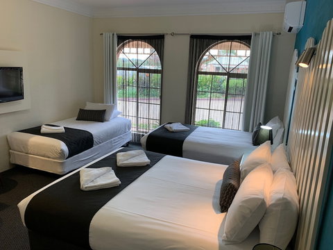 Heritage Motor Inn Goulburn - Whitsundays Accommodation 5