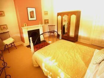 Cromwell House - Whitsundays Accommodation 0
