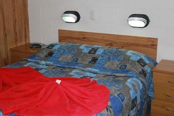 Peak Hill Golden Peak Budget Motel - Whitsundays Accommodation 6