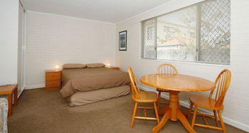Malibu Apartments - Whitsundays Accommodation 2