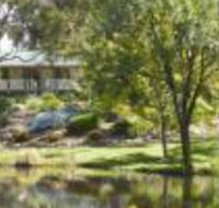 Granite Gardens Cottages  Lake Retreat - Whitsundays Accommodation