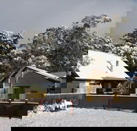Derwent Bridge Chalets  Studios - Whitsundays Accommodation