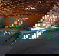 Elsinor Motor Lodge - Whitsundays Accommodation