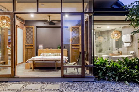 Sticky Rice Villas - Whitsundays Accommodation 7
