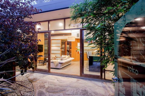 Sticky Rice Villas - Whitsundays Accommodation 1