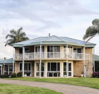 Harbourview House - Whitsundays Accommodation