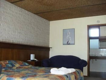 Darlot Motor Inn - Whitsundays Accommodation 6