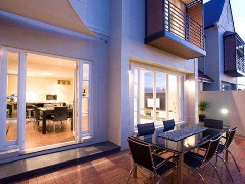 Precinct On Jardine Accommodation - Whitsundays Accommodation 2