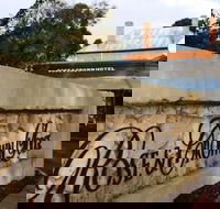 Rose  Crown Hotel - Whitsundays Accommodation