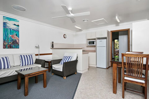 Lorhiti Apartments - Whitsundays Accommodation 3